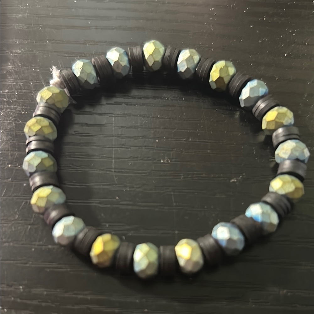 Elegant Black and Gunmetal Beaded Bracelet